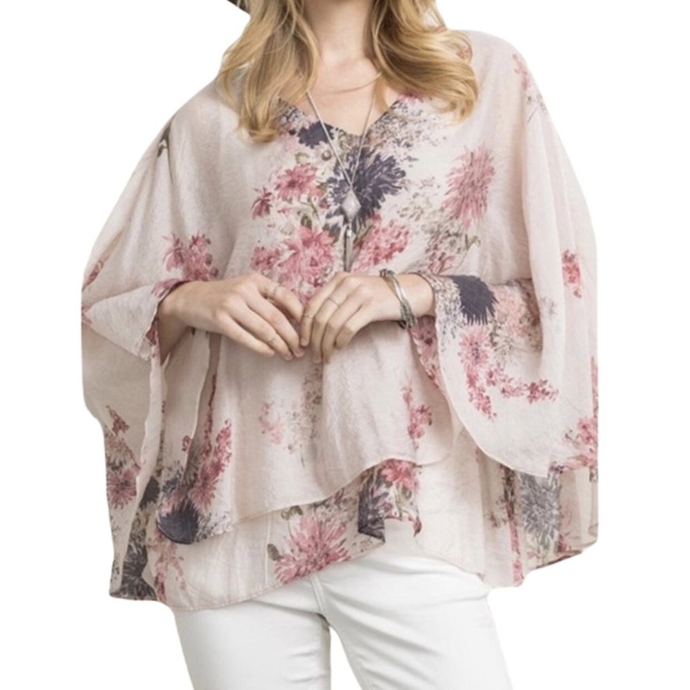 New Mystree Blush Flowy Floral Cape Poncho Blouse (S)